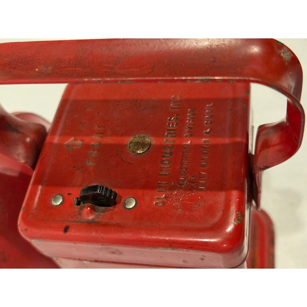 Vintage 1950s Olin No. 99 Red Metal Lantern Flashlight - As Is/Untested - Picture 6 of 11